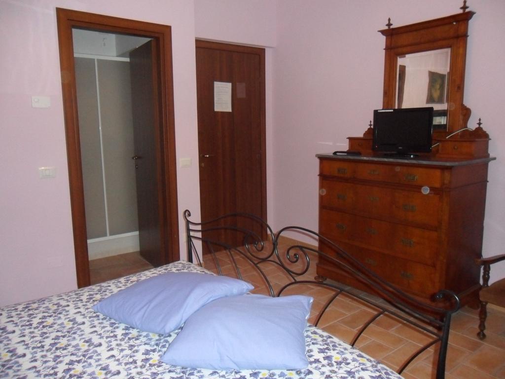 Agriturismo Poponi Villa Todi Szoba fotó