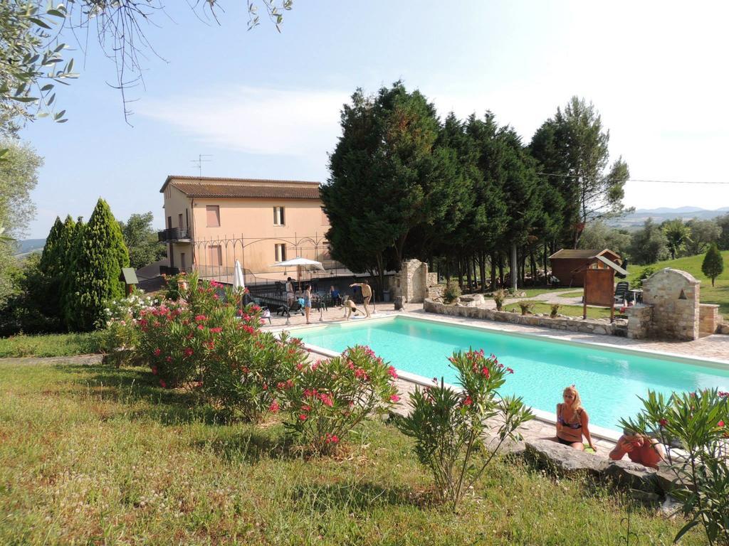 Agriturismo Poponi Villa Todi Kültér fotó