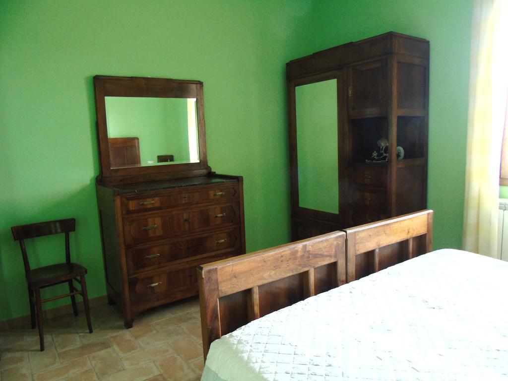 Agriturismo Poponi Villa Todi Szoba fotó